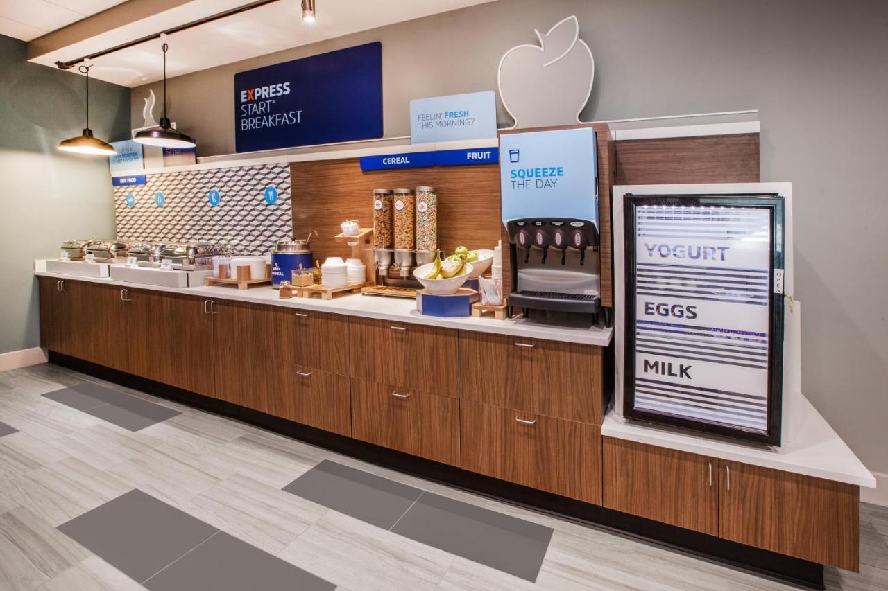 Holiday Inn Express & Suites - Grand Rapids South - Wyoming By Ihg Esterno foto