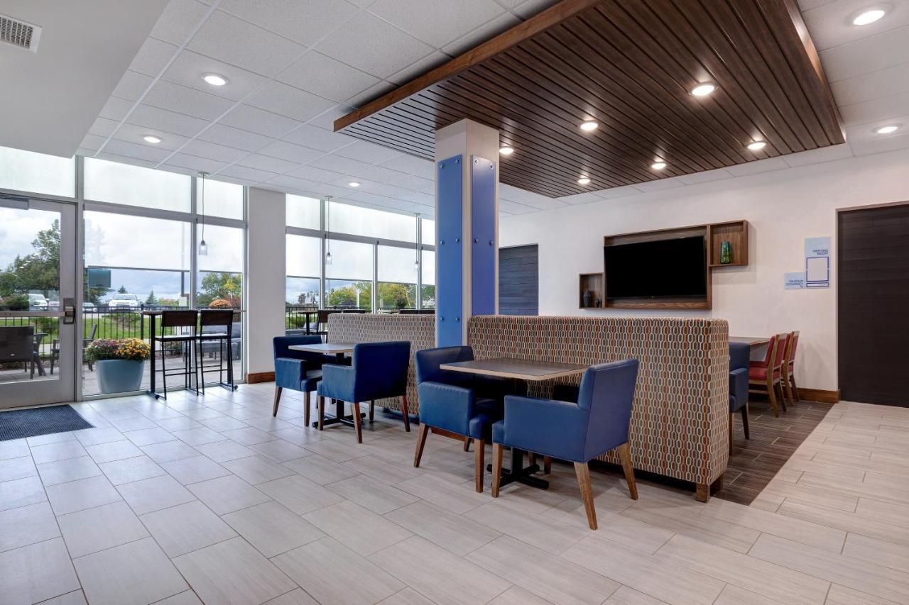 Holiday Inn Express & Suites - Grand Rapids South - Wyoming By Ihg Esterno foto