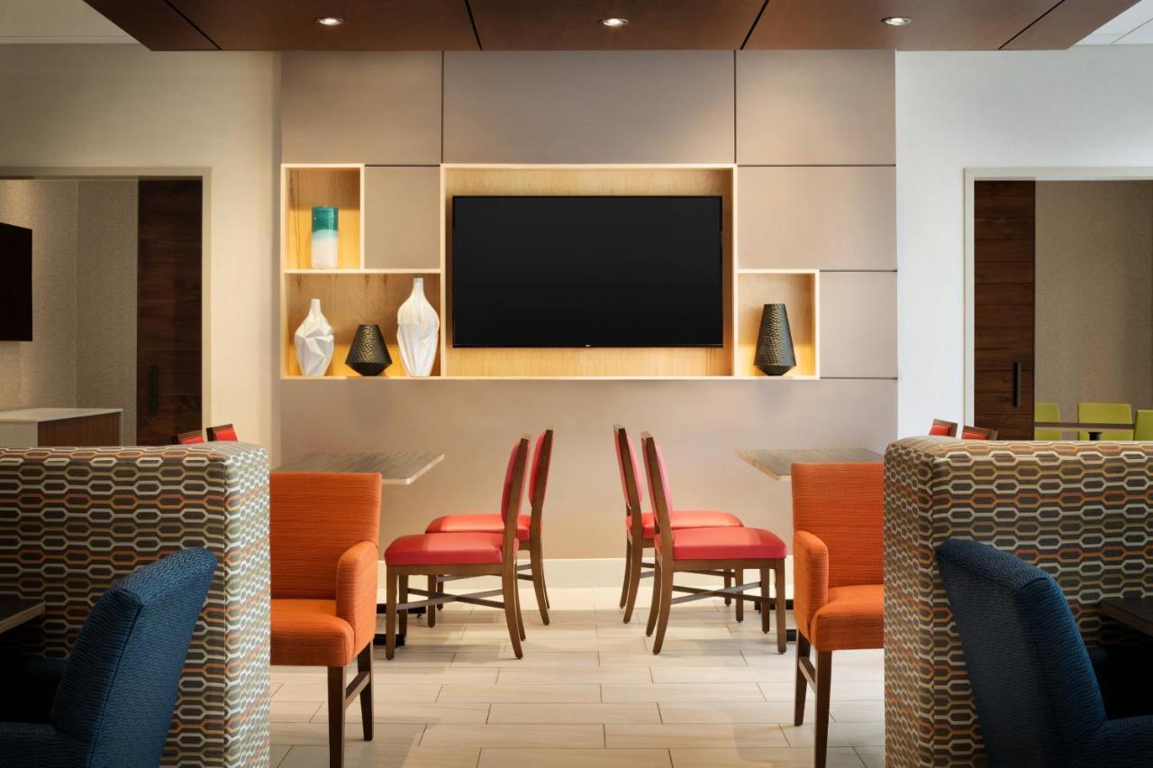 Holiday Inn Express & Suites - Grand Rapids South - Wyoming By Ihg Esterno foto